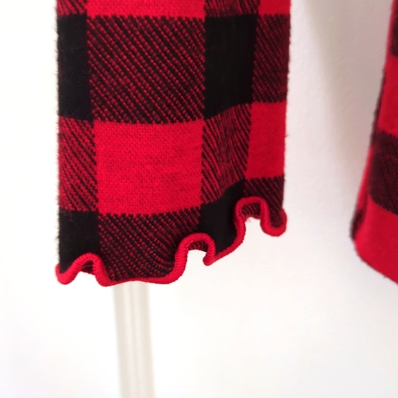 Old Navy Women's Buffalo Pattern Top Size M - Picture 3 of 3